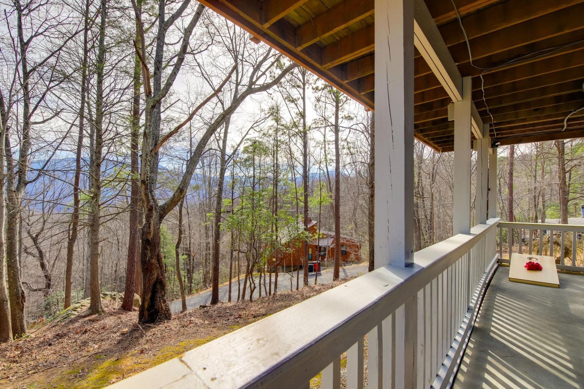 Gatlinburg Mountain Cabin With Hot Tub, Deck And Games Exterior foto